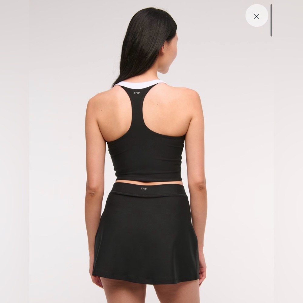 Abercrombie YBP SculptLUX Skirt w/built in shorts
